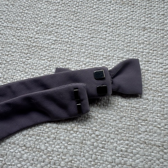 Gray Cloth Bow Belt - Picture 5 of 5